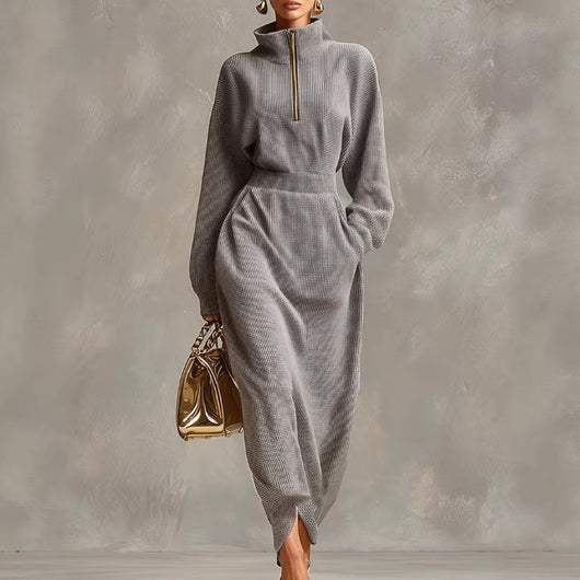 Vestido Casual Gris Claro con Cuello V, Manga Larga y Cierre Frontal