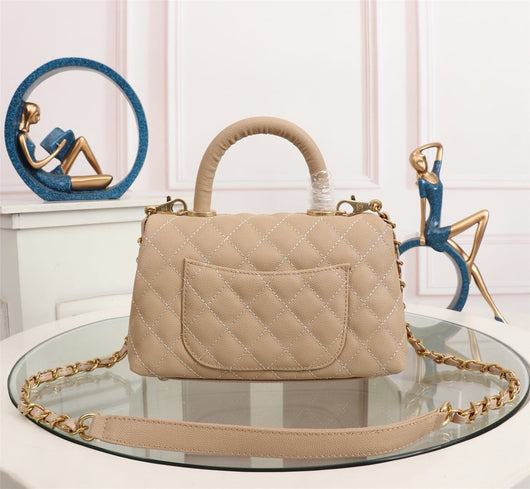 Bolso Bandolera de Cuero Caviar con Patrón de Cadena Diamante - Image 21