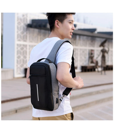 Mochila de Pecho Antirrobo con Carga USB - Image 3