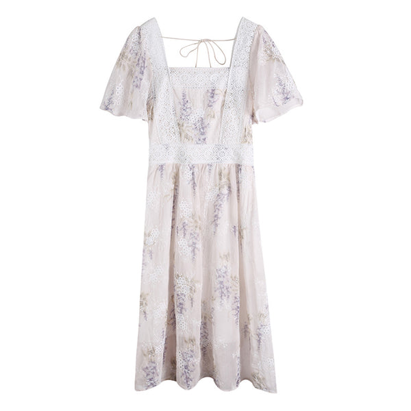 Vestido Retro de Encaje Floral con Elegancia Vintage