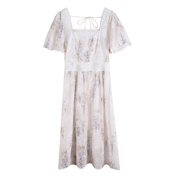 Vestido Retro de Encaje Floral con Elegancia Vintage