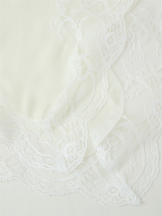 Vestido de Encaje con Abertura Lateral y Tirantes Ajustables - Image 13
