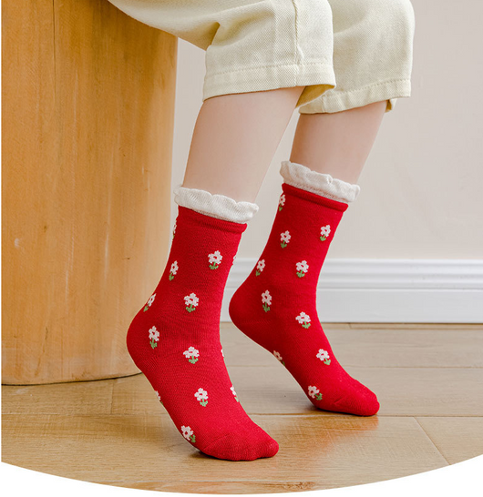 Calcetines Infantiles Otoño Invierno Bosque Cartoon Rojo con Encaje - Image 6