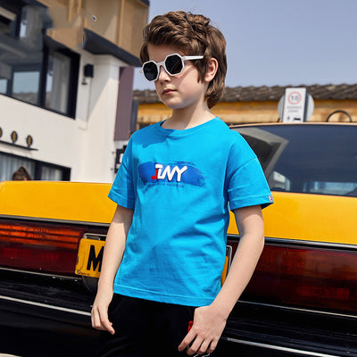 Ropa Deportiva JLNY con Logo Icónico - Image 5