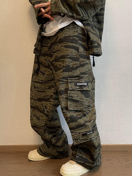Pantalones Overol Camouflage con Bolsillos Hombre Corte Recto - Image 6