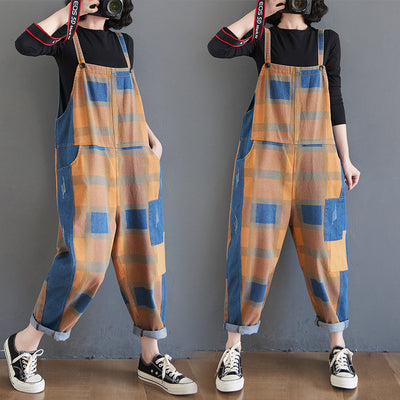 Overol Denim a Cuadros con Estampado Literario Vintage