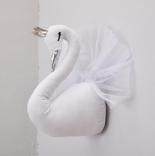 Cabeza de Cisne Decorativa con Corona - Adorno de Pared - Image 7