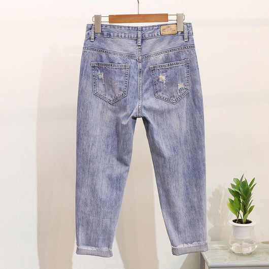 Conjunto Denim con Botella de Perfume Floral y Camiseta Estampada Lentejuelas - Image 11