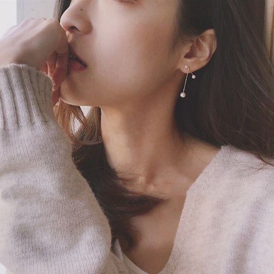 Aretes Geométricos con Perla - Diseño Minimalista Elegante