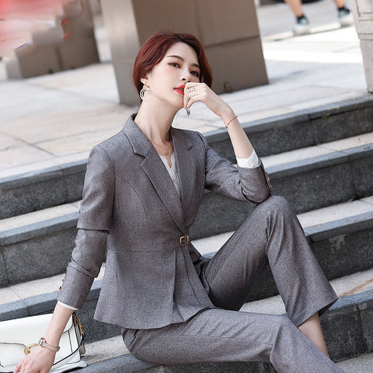 Traje Ejecutivo Femenino de Color Liso - Image 15