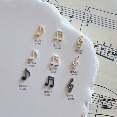 Accesorios de Uñas Metálicos con Símbolos Musicales - Image 10