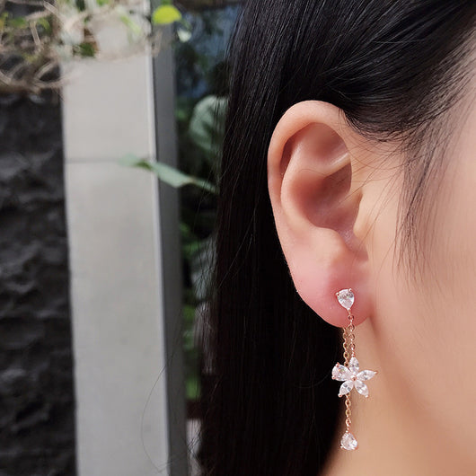 Aretes de Plata Esterlina 925 con Borla Floral