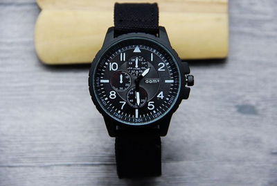 Reloj Vaquero Estilo Denim con Correa Negra - Diseño Casual para Hombre - Image 3