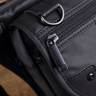 Bolsa de Pecho Multifuncional Flow - Nylon Impermeable y Ligera para Hombre - Image 6