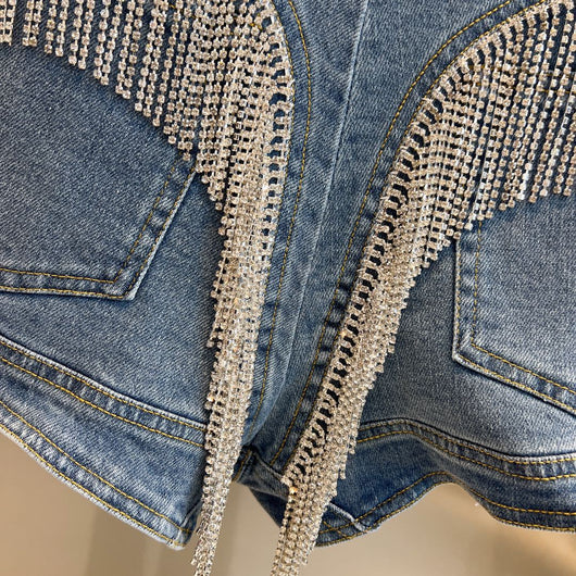 Shorts de Mezclilla con Detalles de Strass y Borlas para Mujer - Image 4