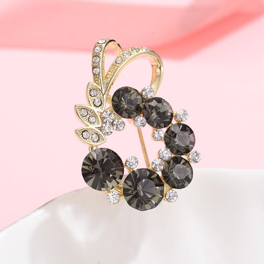 Broche Temperamento Coreano con Diamante Negro Incrustado - Image 5