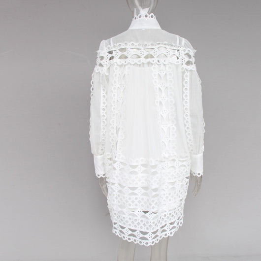Vestido con Mangas Linterna y Detalles Calados - Image 6