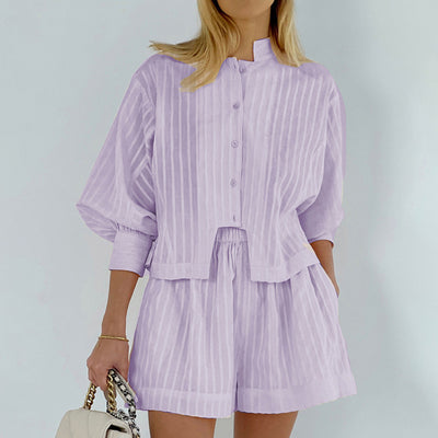 Conjunto Femenino: Blusa Rayada Cuello Redondo Mangas Linterna y Shorts Elásticos - Image 7