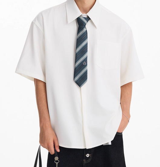 Camisa Retro Americana de Manga Corta Color Liso para Hombre - Image 15