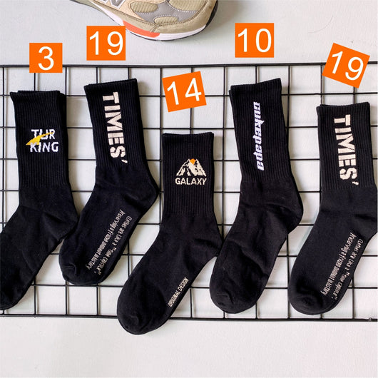 Calcetines Estilo Street con Letras Personalizadas - Image 10
