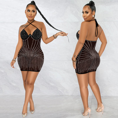 Vestido Mesh Transparente con Peto de Strass y Falda Envolvente - Image 12