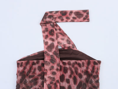 Blusa Escotada con Estampado Animal Print - Image 11