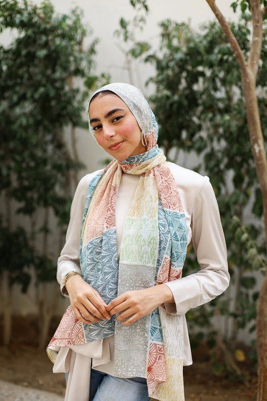 Pañuelo Hijab de Satén Estampado - Image 55