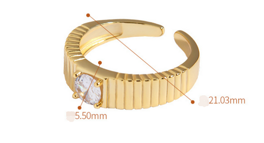 Anillo Escalonado de Lujo Minimalista con Textura Delicada - Image 6