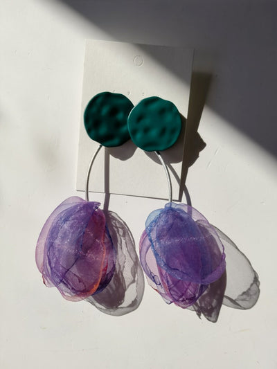 Aretes de Flor Tul con Cristales Grandes - Image 13