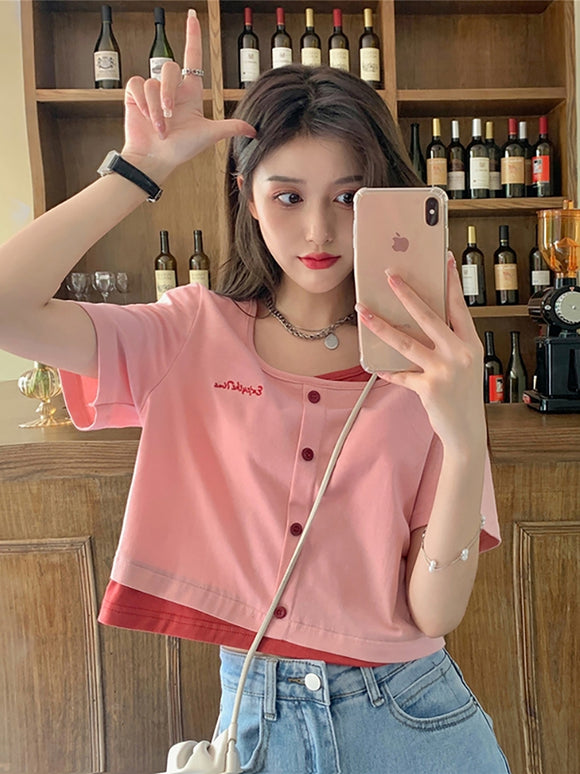 Blusa Dulce com Decote Quadrado e Manga Curta Falsa de Duas Peças
