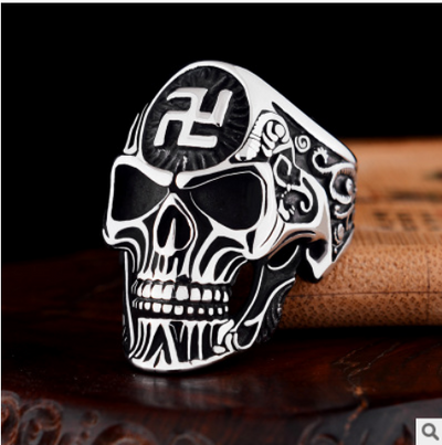 Anillo de Calavera - Joyería de Moda con Carácter - Image 9