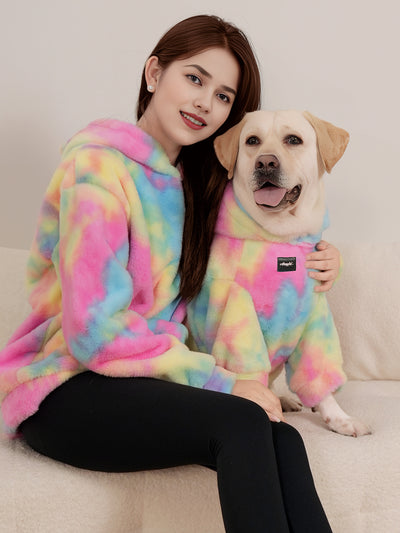 Sudadera Tie Dye Arcoíris para Perros con Pelaje de Conejo - Image 8
