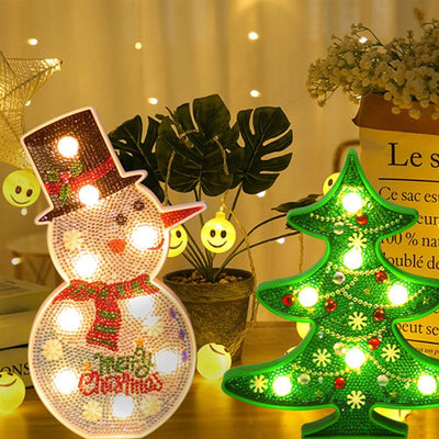 Lámpara LED Decorativa Navideña - Muñeco de Nieve y Árbol DIY