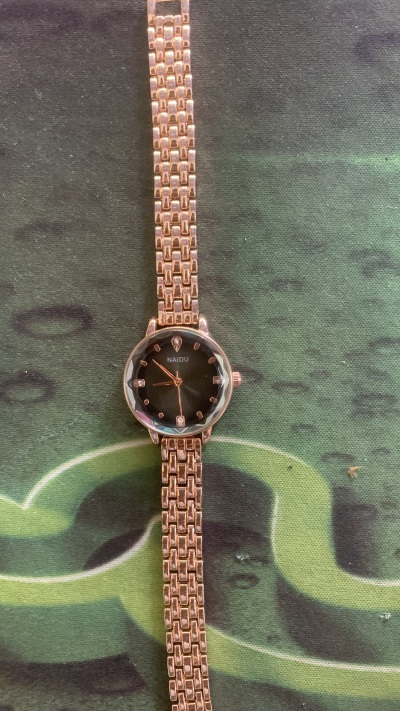 Reloj de Aleación Elegante para Mujer - Image 11