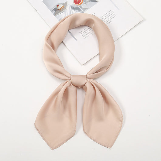 Pañuelo de Satén Liso Versátil y Elegante - Image 9