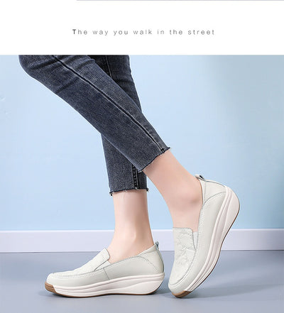 Tenis Blancos Mujer con Suela Gruesa y Cierre Slip-On - Image 18