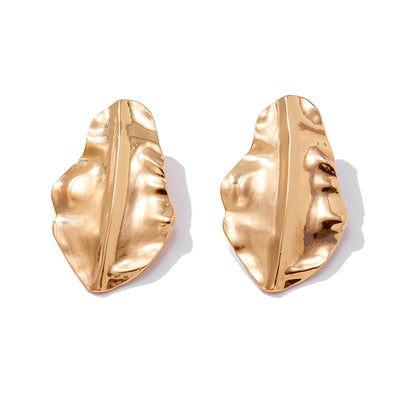 Aretes de Flor Plisada en Metal Líquido - Image 4