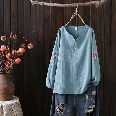 Camisa V-neck con Bordado y Botones en Manga - Image 16