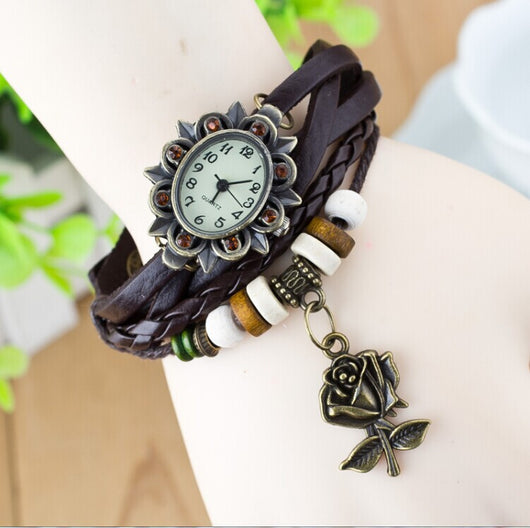 Reloj Casual para Mujer con Pulsera de Cuero y Detalles Mariposa - Image 7