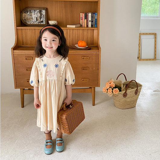 Vestido Princesa Infantil Estilo Palacio con Bordados Elaborados - Image 7