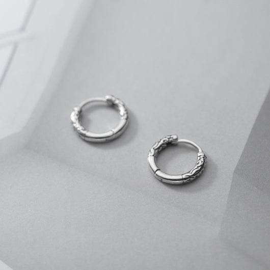 Aretes de Personalidad con Detalle Desgastado - Diseño Minimalista y Atrevido - Image 4
