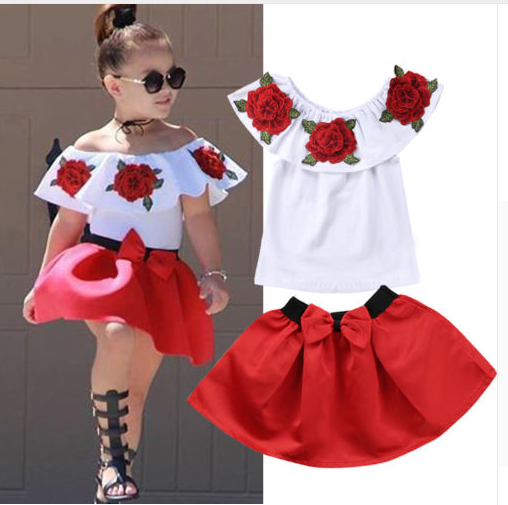 Conjunto de Dos Piezas: Top Sleeveless con Estampado Floral Rosa y Falda