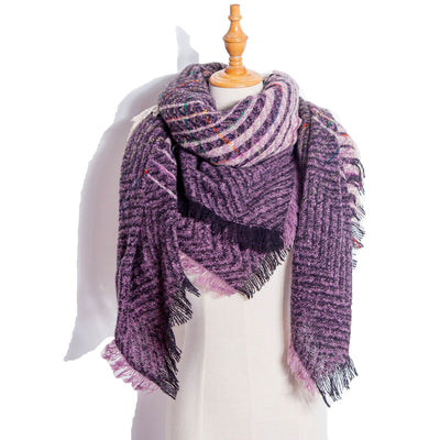 Chal Triangular Escocés para Otoño e Invierno - Amplio y Versátil - Image 58
