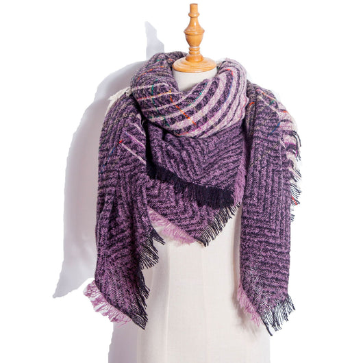 Chal Triangular Escocés para Otoño e Invierno - Amplio y Versátil - Image 58