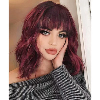 Peluca Ondulada con Flequillo Aéreo - Cabello Humano Artificial Estilo Onda Pequeña - Image 4