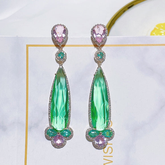 Aretes Largos de Gota Floral con Circonita Microincrustada