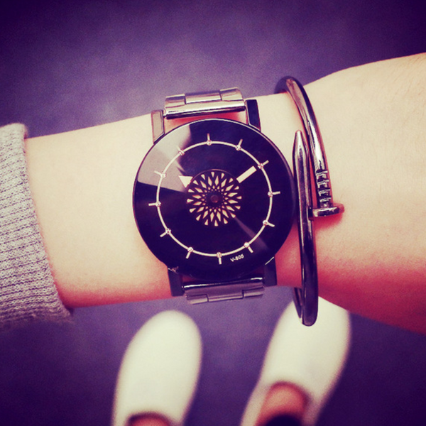 Reloj de Pareja Minimalista Negro y Blanco - Diseño Moderno Unisex