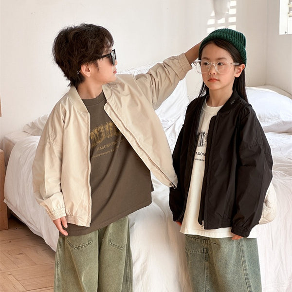 Chaqueta Infantil con Bordado de Letras - Abrigo de Moda para Niños