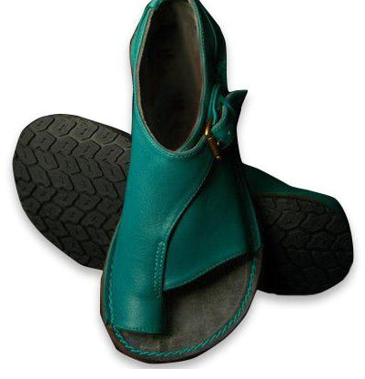 Sandalias Planas con Hebilla y Pantuflas - Image 10