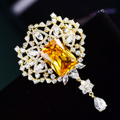 Broche de Circonita Esmeralda Elegante - Image 2